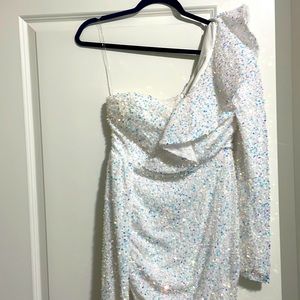 White sequenced Maxi Dress